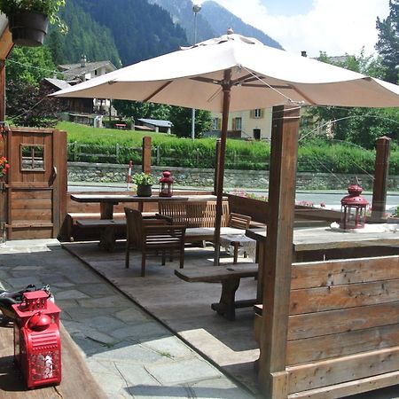 גרסוני-סן-ג'אן Albergo Alpenrose Ski&Bike Mountain Hotel מראה חיצוני תמונה