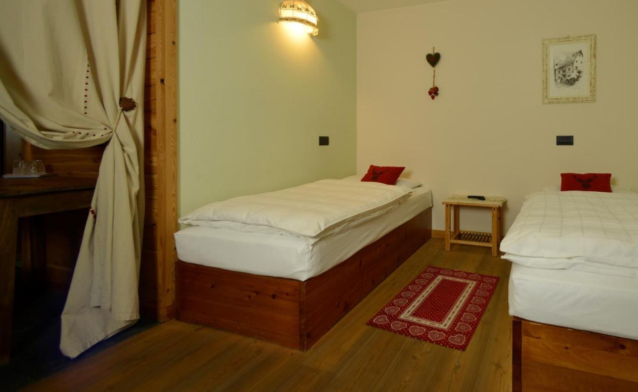 גרסוני-סן-ג'אן Albergo Alpenrose Ski&Bike Mountain Hotel מראה חיצוני תמונה