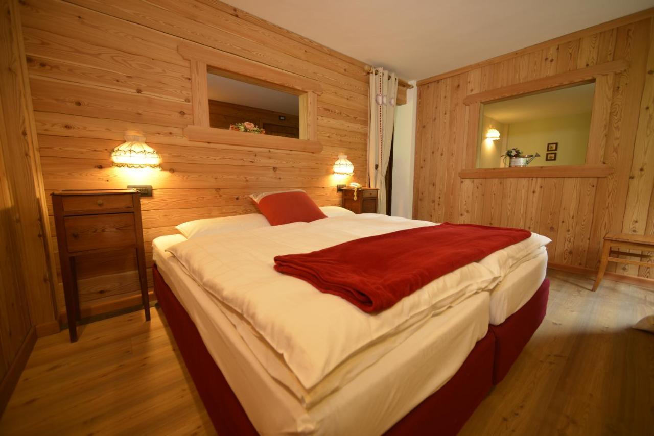 גרסוני-סן-ג'אן Albergo Alpenrose Ski&Bike Mountain Hotel מראה חיצוני תמונה