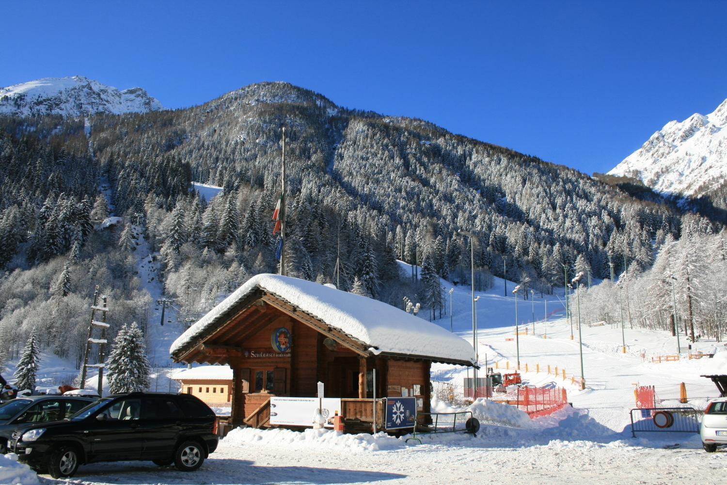 גרסוני-סן-ג'אן Albergo Alpenrose Ski&Bike Mountain Hotel מראה חיצוני תמונה